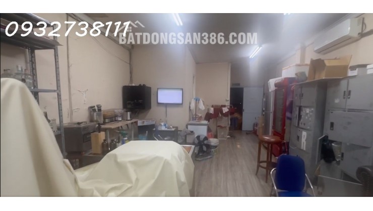 Bán nhà ngõ Phùng Hưng, Hoàn Kiếm, 102m2, 3 tầng, 3PN, Sổ đỏ, giá 92 tỷ. LH: 0932738111